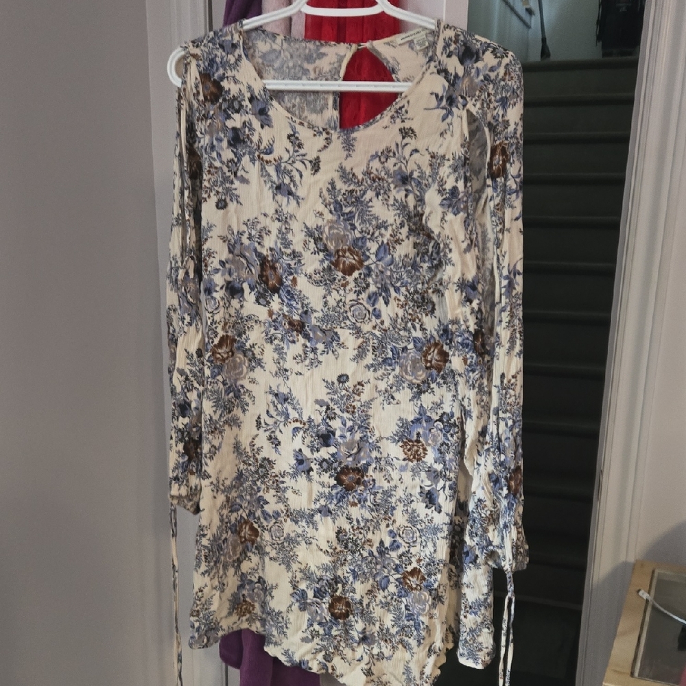 American Eagle Outfitters Blue and Gray Sheath Dress V-neck Bishop Sleeve